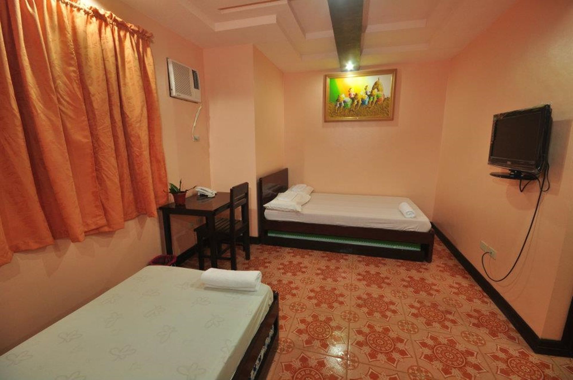 Rooms R Us - Voyagers Palace Puerto Princesa Exterior photo
